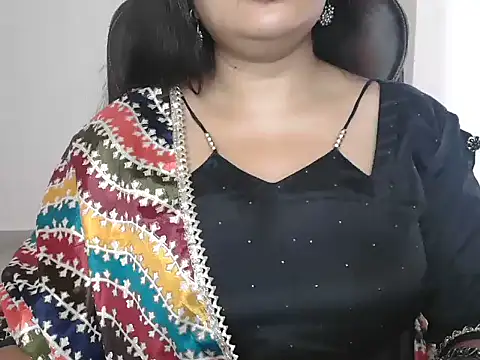 Yanshi23 online show from May 2026 03:36:02 AM