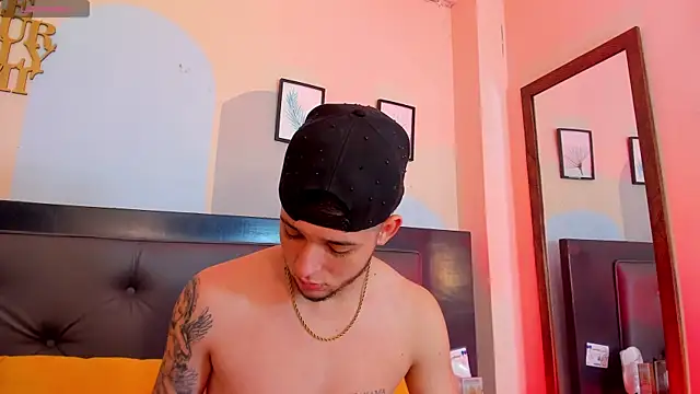 Snapshot of Boy_Mathew chatting on June 2026 11:14:02 AM Boy Mathew online show from June 2026 11:14:02 AM
