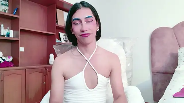 Alexadomina22 online show from May 2026 06:04:02 PM