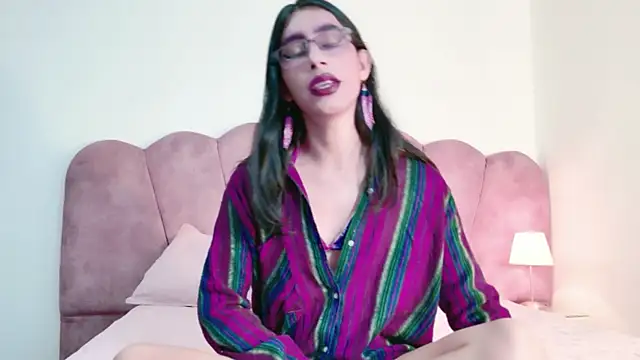 Alexadomina22 online show from May 2026 07:10:02 PM