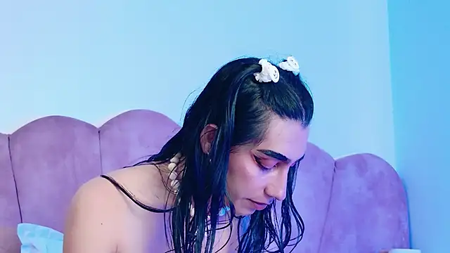 Alexadomina22 online show from May 2026 09:27:01 PM