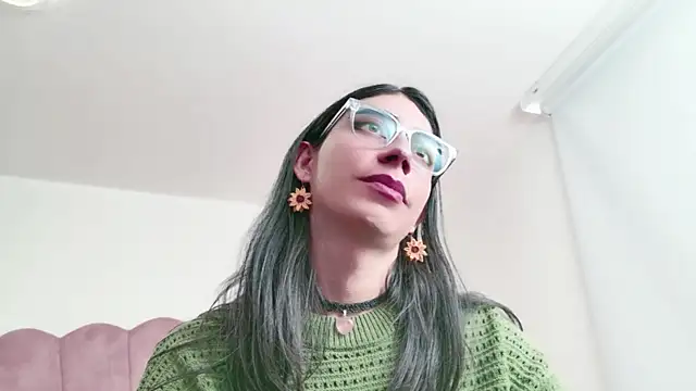Alexadomina22 online show from June 2026 06:56:01 PM