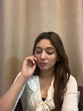 Lilywant online show from June 2026 03:32:02 PM