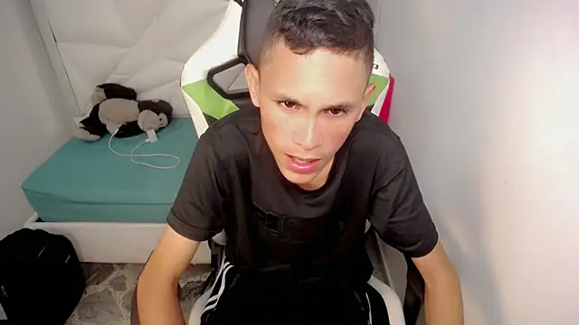 sombra 18 online show from May 2026 02:19:02 AM