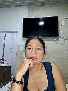 Rosa1079 online show from May 2026 12:11:02 PM