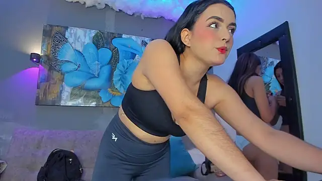 ElizabethAndEliana online show from May 2026 12:21:02 PM