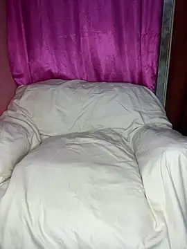 catrachihot online show from May 2026 05:04:01 AM