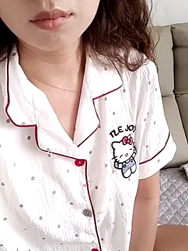 huiliu228 online show from May 2026 07:47:01 AM