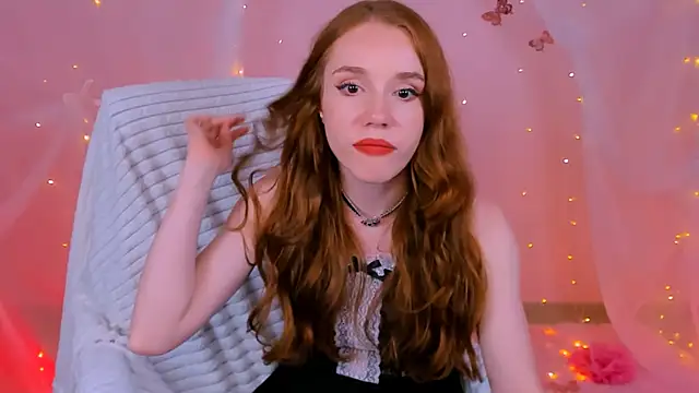 MilaSiren online show from June 2026 09:27:01 PM