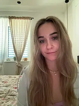 LillyStarr online show from July 2026 09:37:02 AM