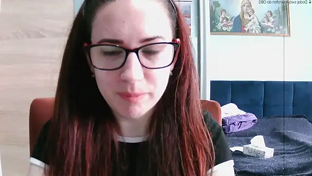 Snapshot of EmilyHotAngel chatting on May 2026 09:04:02 AM EmilyHotAngel online show from May 2026 09:04:02 AM