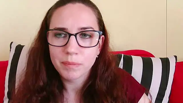 Snapshot of EmilyHotAngel chatting on June 2026 01:20:02 PM EmilyHotAngel online show from June 2026 01:20:02 PM