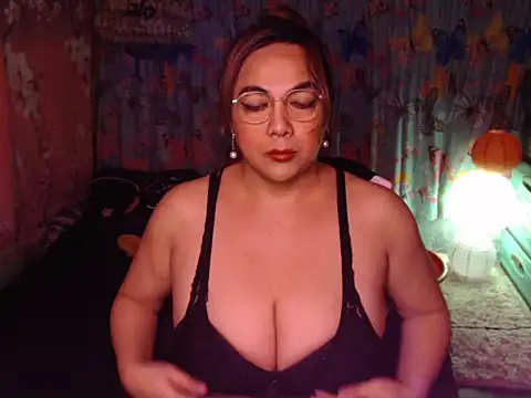 TsMiia Curve online show from July 2026 04:31:02 PM