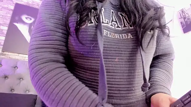 CloeMature online show from June 2026 03:22:02 AM