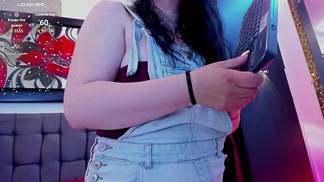 CloeMature online show from June 2026 02:16:01 AM