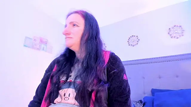 CloeMature online show from July 2026 03:57:02 AM