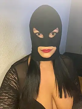 perlechaudasse online show from May 2026 01:51:02 PM