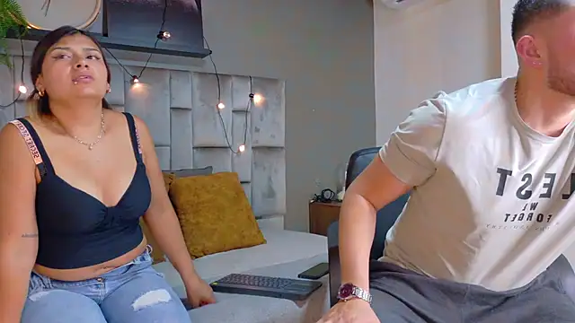 Luna and Jacksonn online show from July 2026 03:23:01 AM