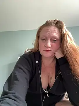 Kellilyn10 online show from May 2026 07:08:01 PM