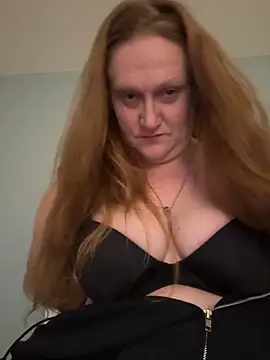Kellilyn10 online show from June 2026 02:16:02 AM