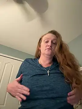 Kellilyn10 online show from July 2026 04:59:02 AM