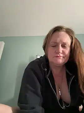 Kellilyn10 online show from July 2026 04:34:02 PM
