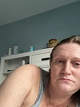 Kellilyn10 online show from July 2026 12:36:02 AM