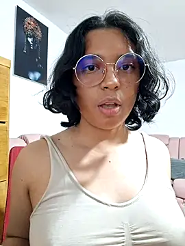 Emmaa Lexx online show from July 2026 04:07:01 AM