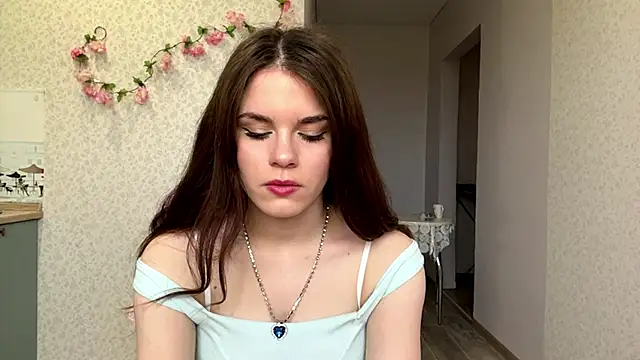 JeniceSourwine online show from June 2026 03:29:01 PM