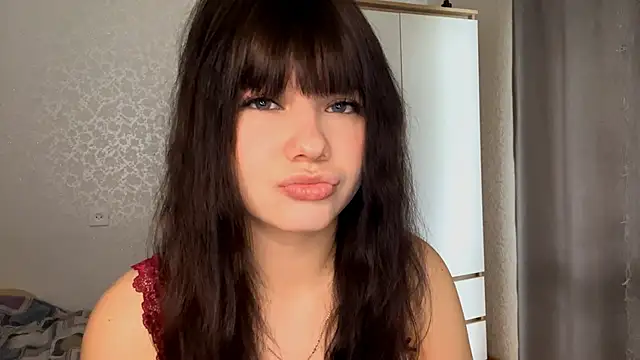 EmilyMercurial online show from May 2026 05:34:02 AM