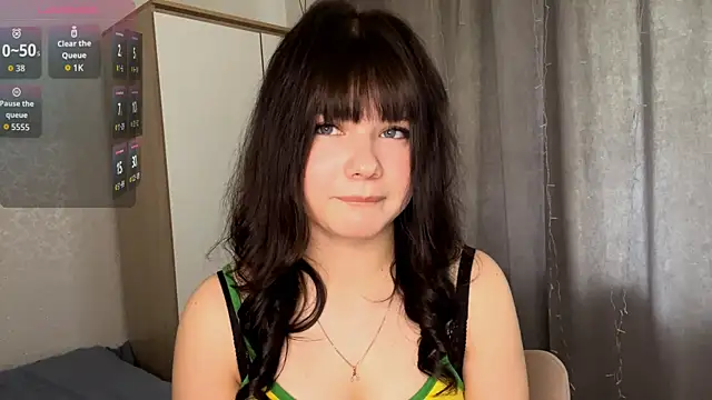 EmilyMercurial online show from May 2026 08:00:01 AM