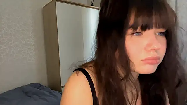 EmilyMercurial online show from May 2026 10:00:01 AM