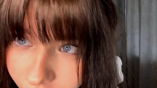 EmilyMercurial online show from June 2026 10:07:01 AM