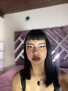 AntonellaCooper Pink online show from May 2026 07:21:01 PM