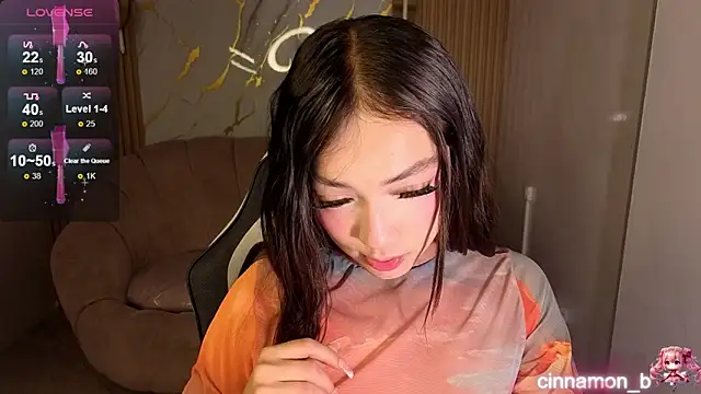 Cinnamon b online show from June 2026 01:03:02 PM