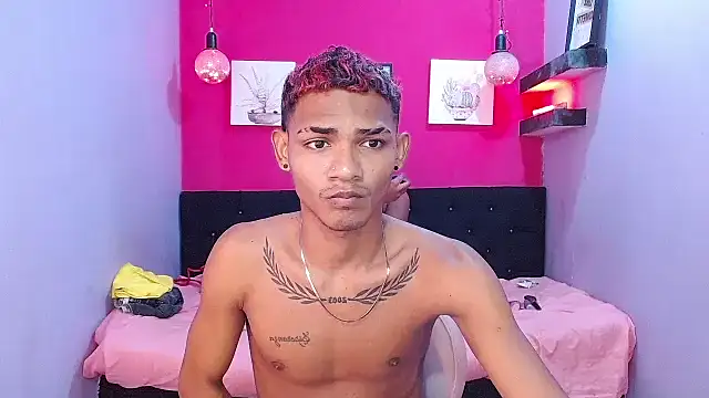 black twinks online show from June 2026 03:15:01 AM