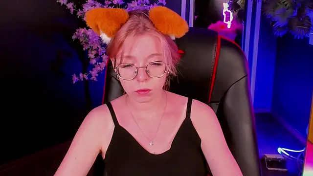 FoxxyyPolly online show from July 2026 05:12:02 AM