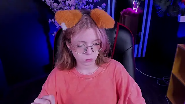 FoxxyyPolly online show from July 2026 05:16:02 AM