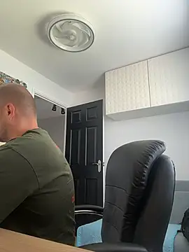 NakedAndrewHot online show from June 2026 12:09:02 PM