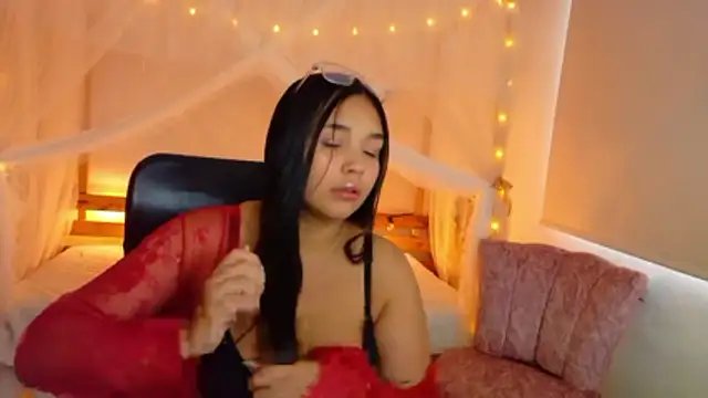 leoneriss online show from July 2026 07:27:01 PM