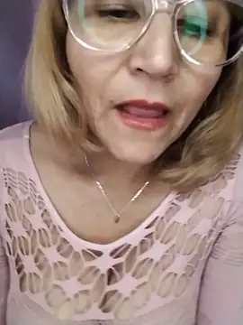 vitaminafranccesca online show from May 2026 07:33:01 PM