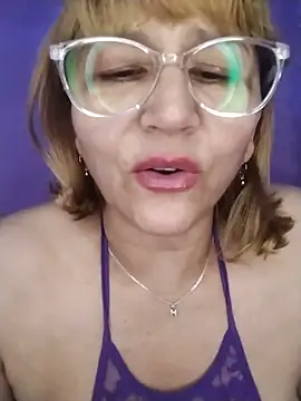 vitaminafranccesca online show from June 2026 04:27:01 AM