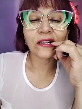vitaminafranccesca online show from June 2026 08:33:01 PM