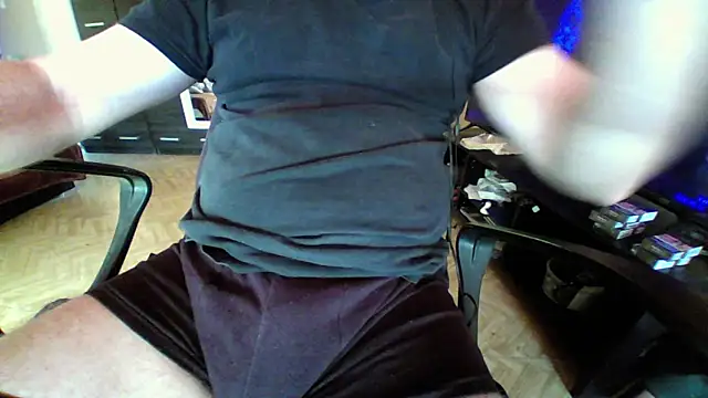 berlover1 online show from May 2026 07:50:01 AM