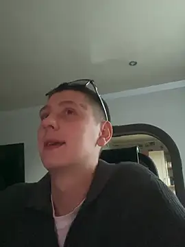 Keksik  online show from May 2026 01:49:02 PM