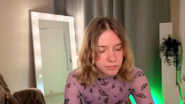 MilanaRayy online show from May 2026 05:16:02 AM