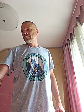 DaddyMarlboro online show from July 2026 07:00:01 AM