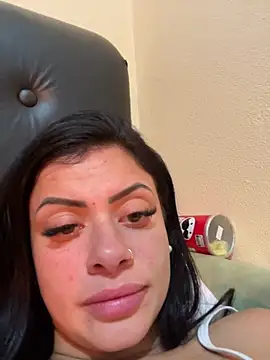 belababyy online show from May 2026 11:23:01 PM