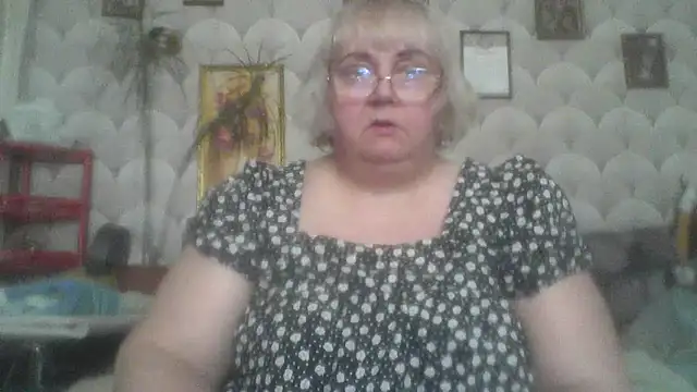 MarinaFarina53 online show from May 2026 10:36:01 AM