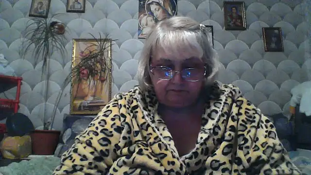 MarinaFarina53 online show from May 2026 08:49:02 PM